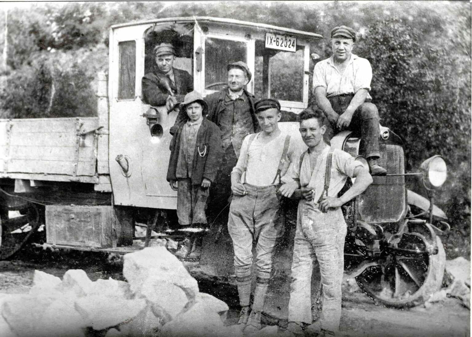 unspecified_resized_20161116_060201041582c917bd2161